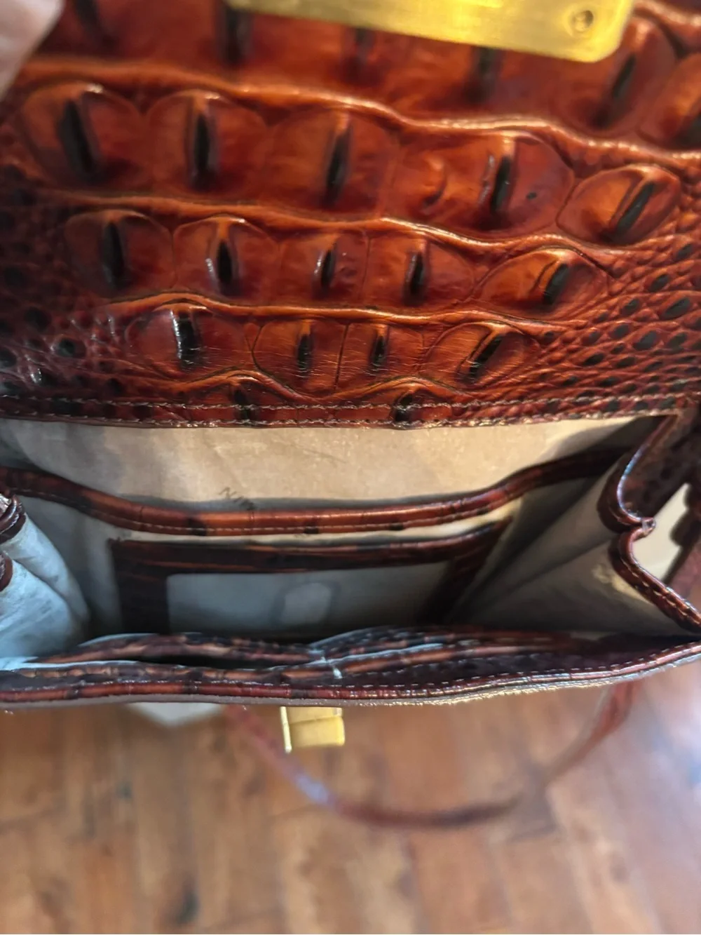 BRAHMIN Melbourne Manhattan Pecan Croc Embossed Leather Turnlock Crossbody Bag